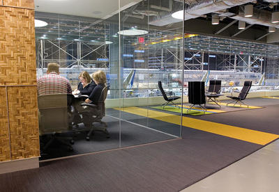 现在还要将员工聚在一起,办公空间的设计要如何做到高效?| 我们的办公室①